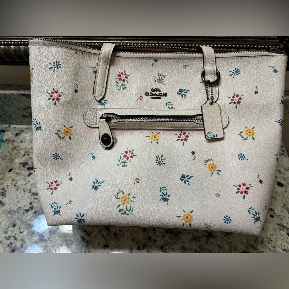 COACH Taylor Tote With Wildflower Floral Print Purse - #1037 - Authentic